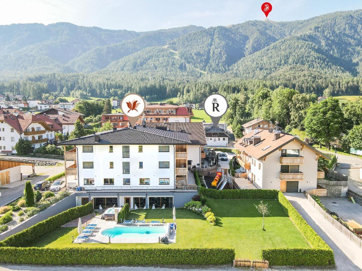 Hotel B&B Feldmessner Brunico Bagian luar foto