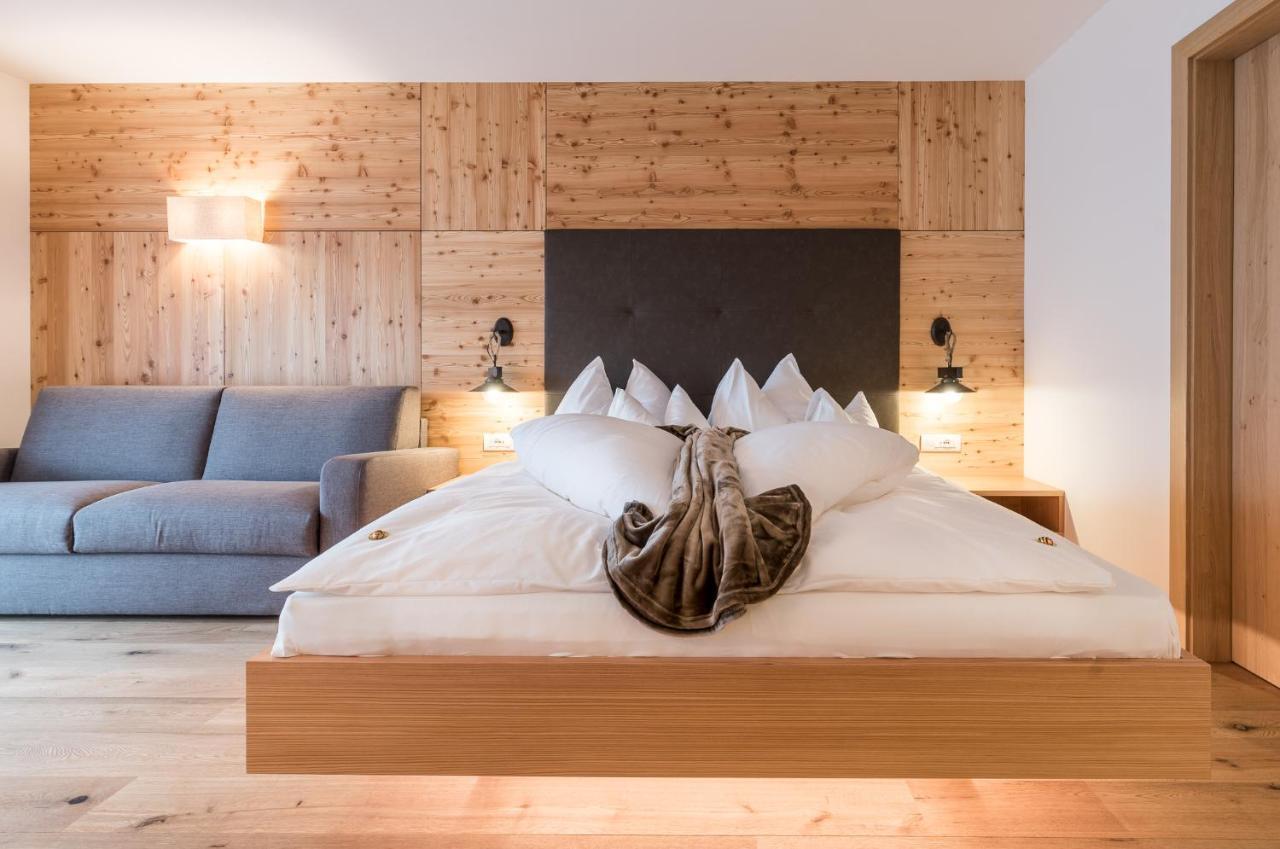 Hotel B&B Feldmessner Brunico Bagian luar foto