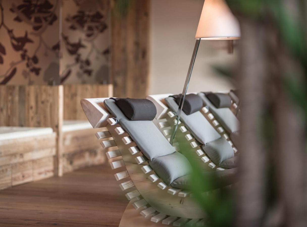 Hotel B&B Feldmessner Brunico Bagian luar foto
