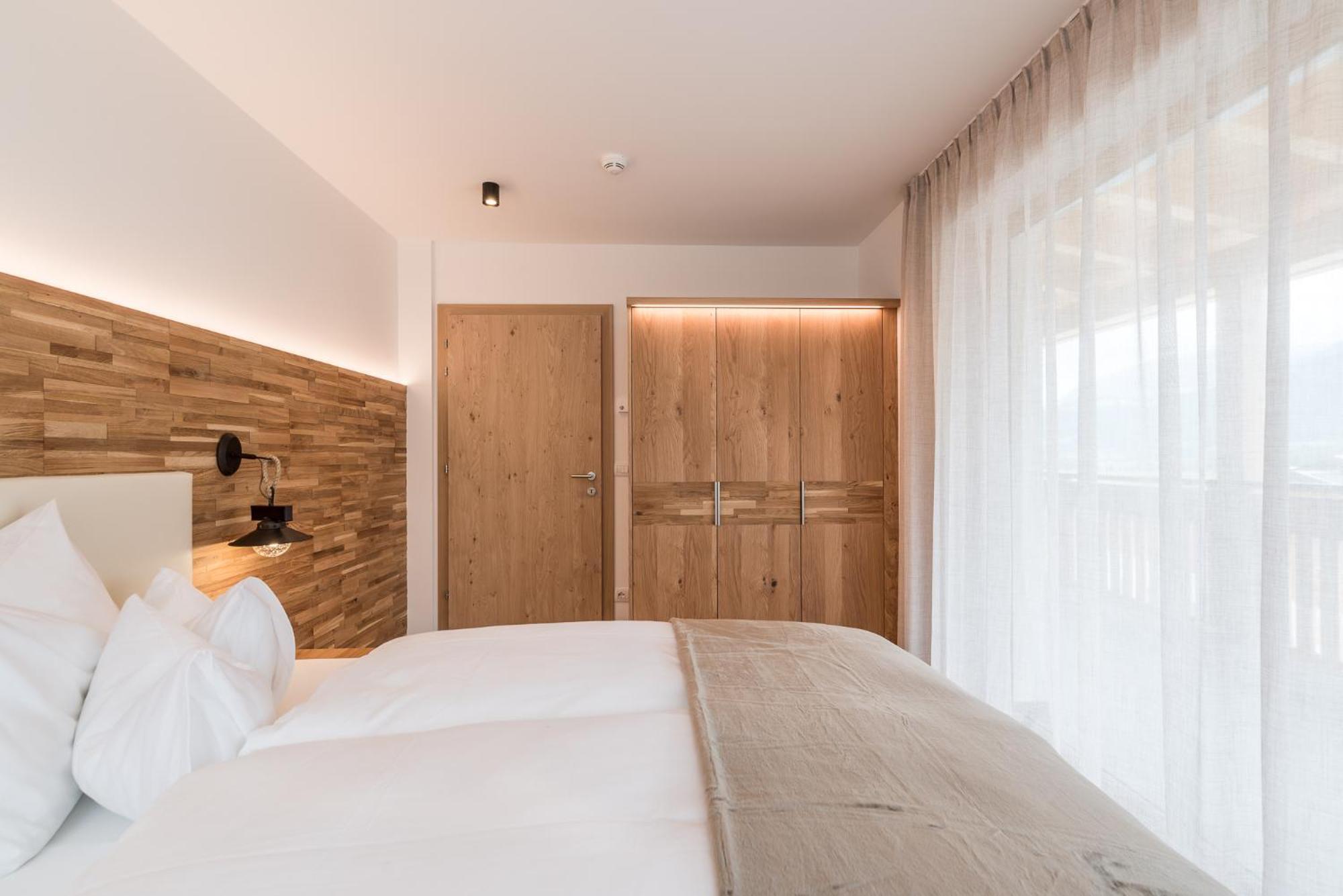 Hotel B&B Feldmessner Brunico Bagian luar foto